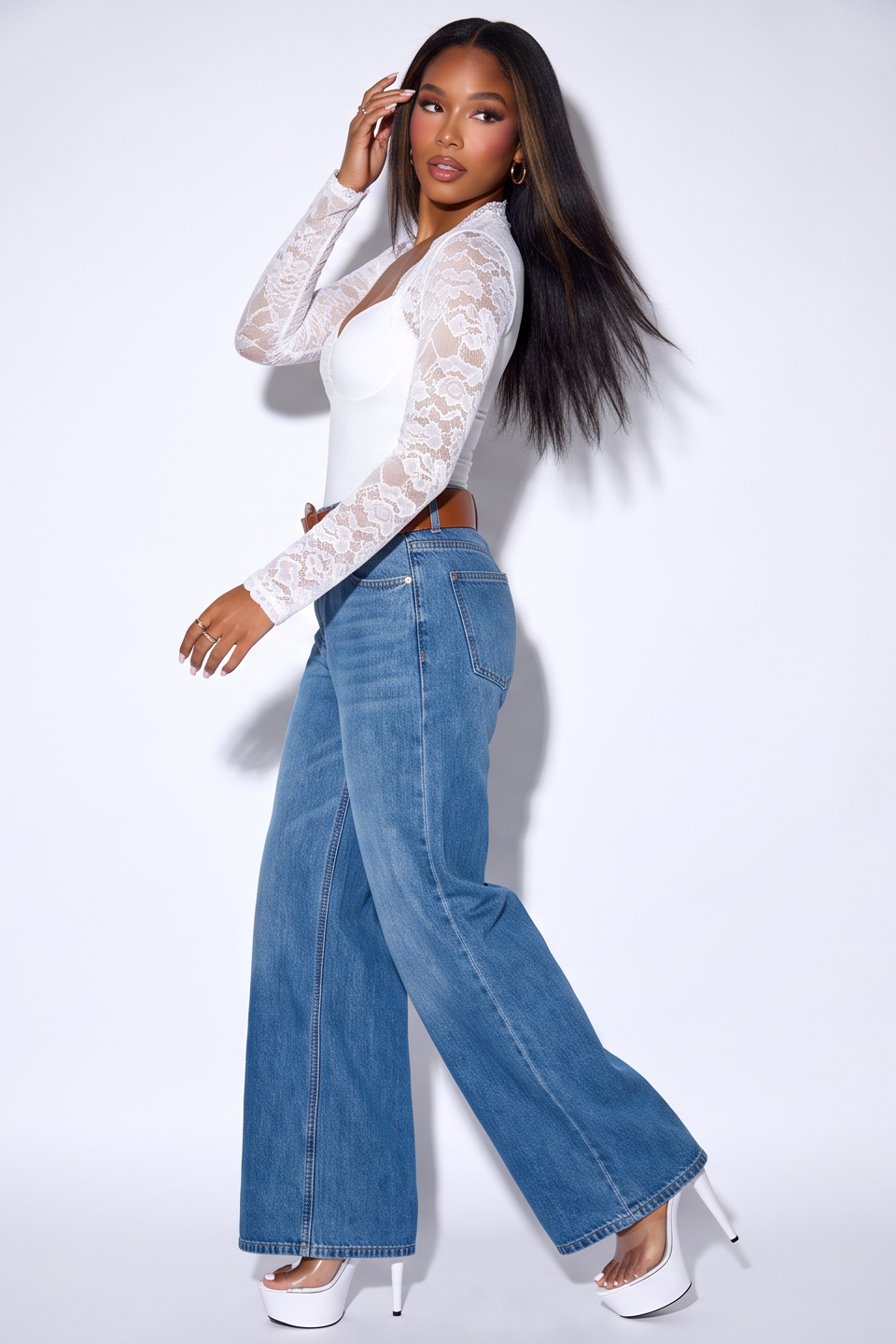 VelouraAvenue Lace Sleeve Sweetheart Top - White - Image 4