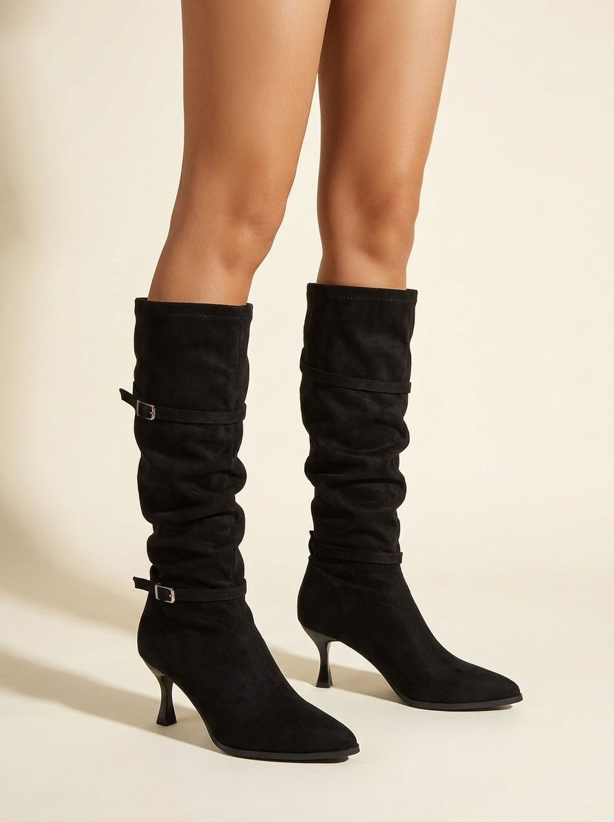 VelouraAvenue Point Toe Kitten Heels Boots - Black - Model