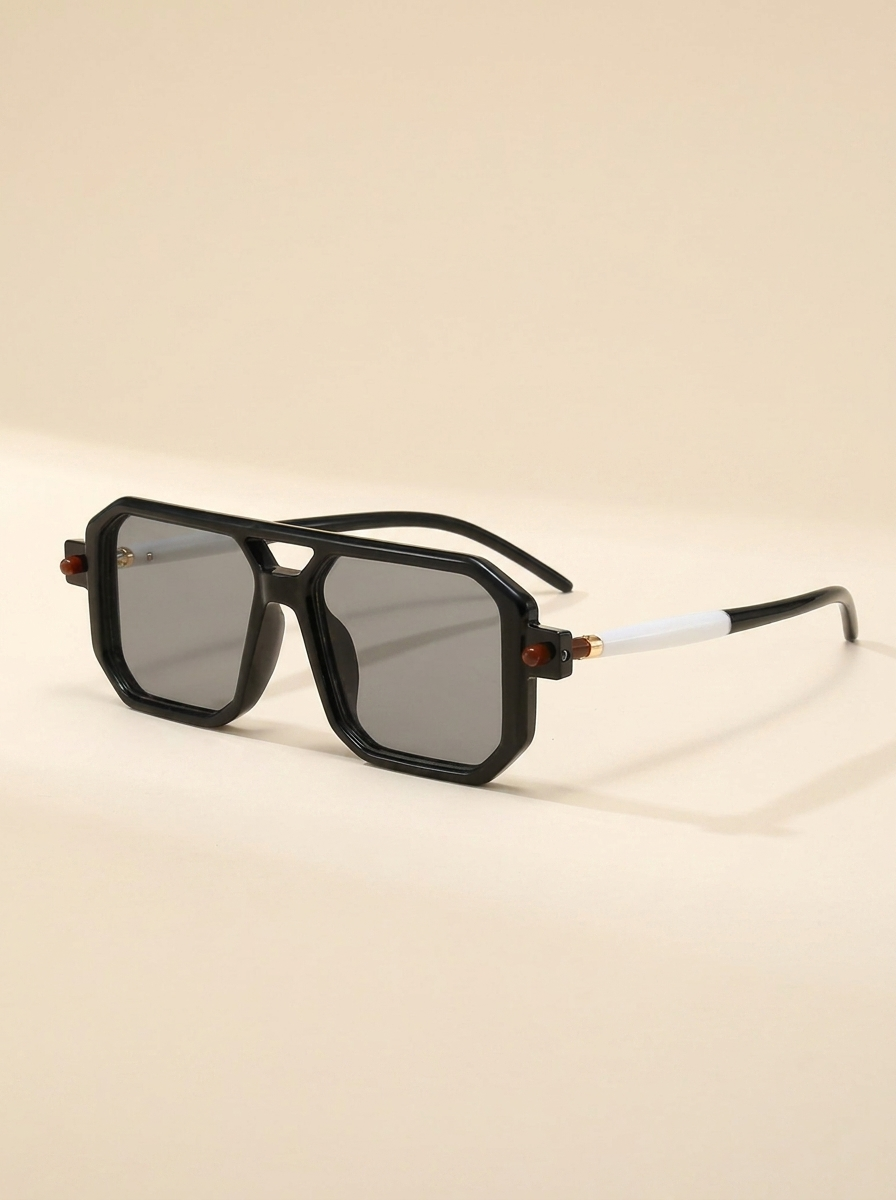 VelouraAvenue Square Frame Sunglasses - Black - Image 2
