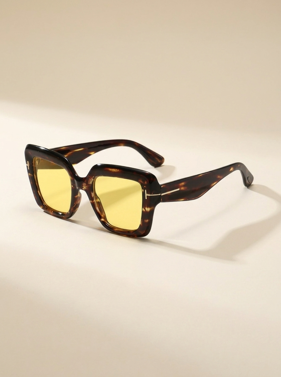 VelouraAvenue Square Sunglasses - Yellow - Image 5